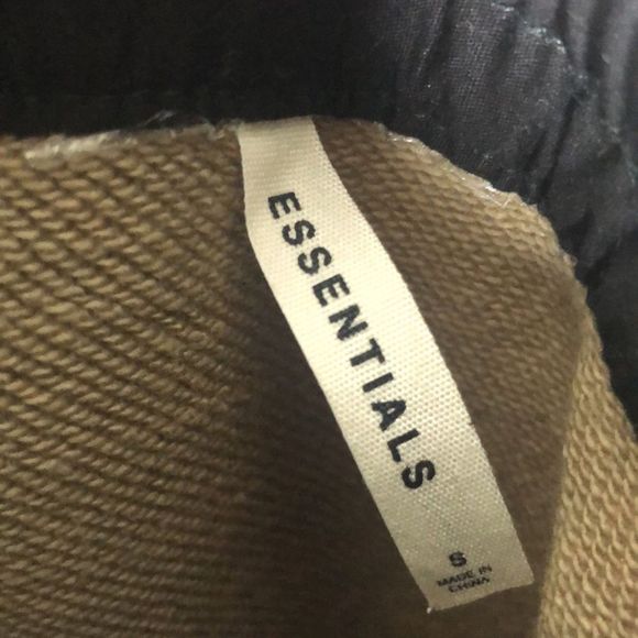 Fear of God Essentials Wild Dove Drawstring Pants Size Small NWT - Picture 9 of 12